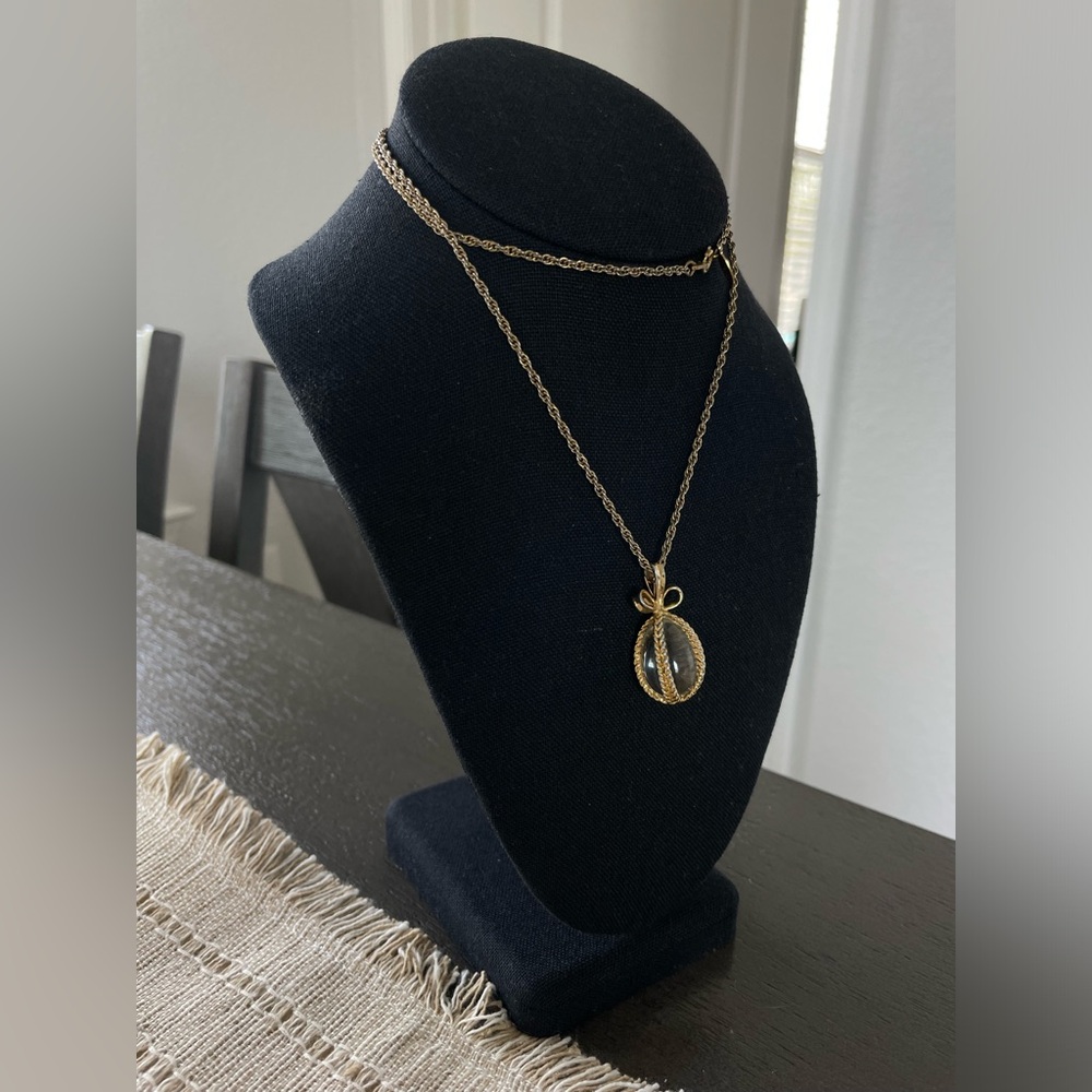 Joan Rivers Egg Necklace | Gold